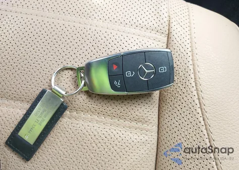 2024 Mercedes-Benz Gls 450 4Matic z USA, uszkodzony, nr VIN 4JGFF5KE4RB156067